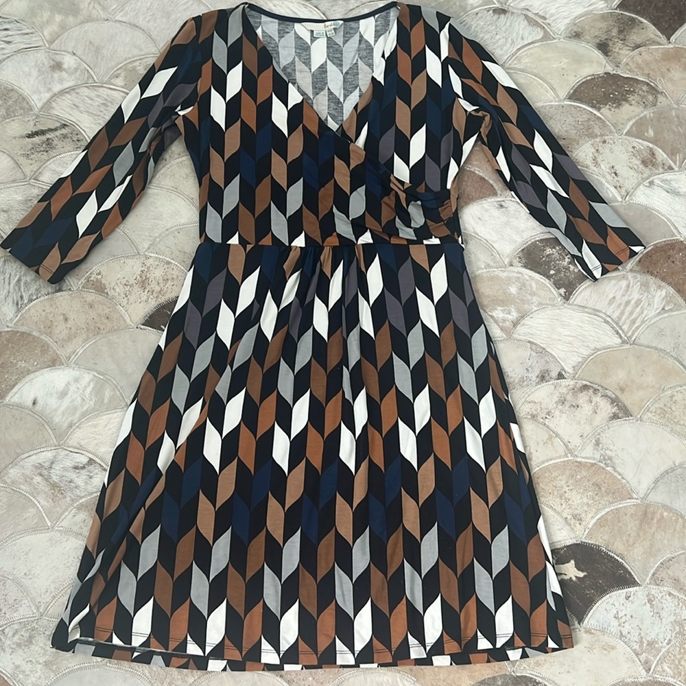 Boden 3/4 Sleeve Faux Wrap Knit Dress in Neutral Graphic Herringbone 8 Petite